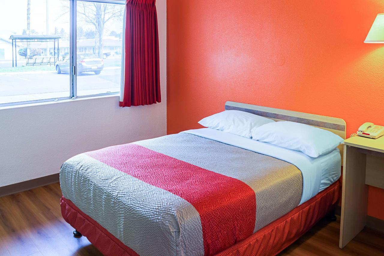 Motel 6-Porterville, Ca Dış mekan fotoğraf
